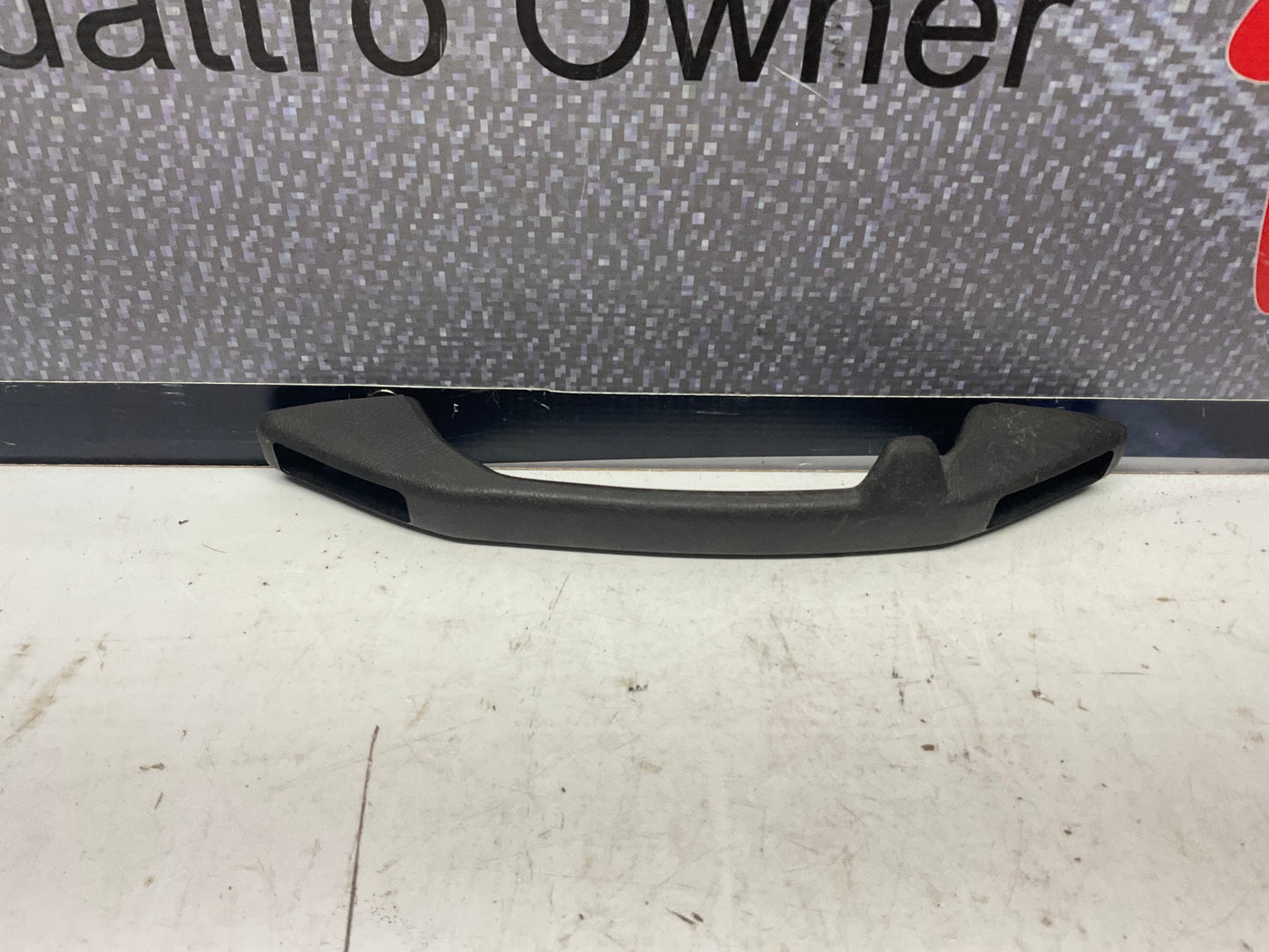 Grab Handle Brown  321857607B  B2