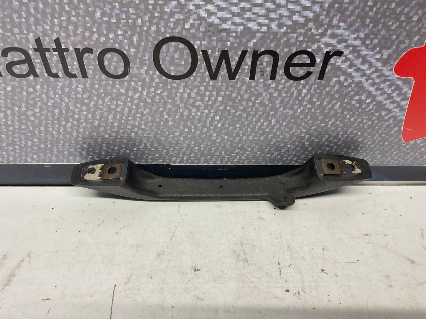 Grab Handle Brown  321857607B  B2