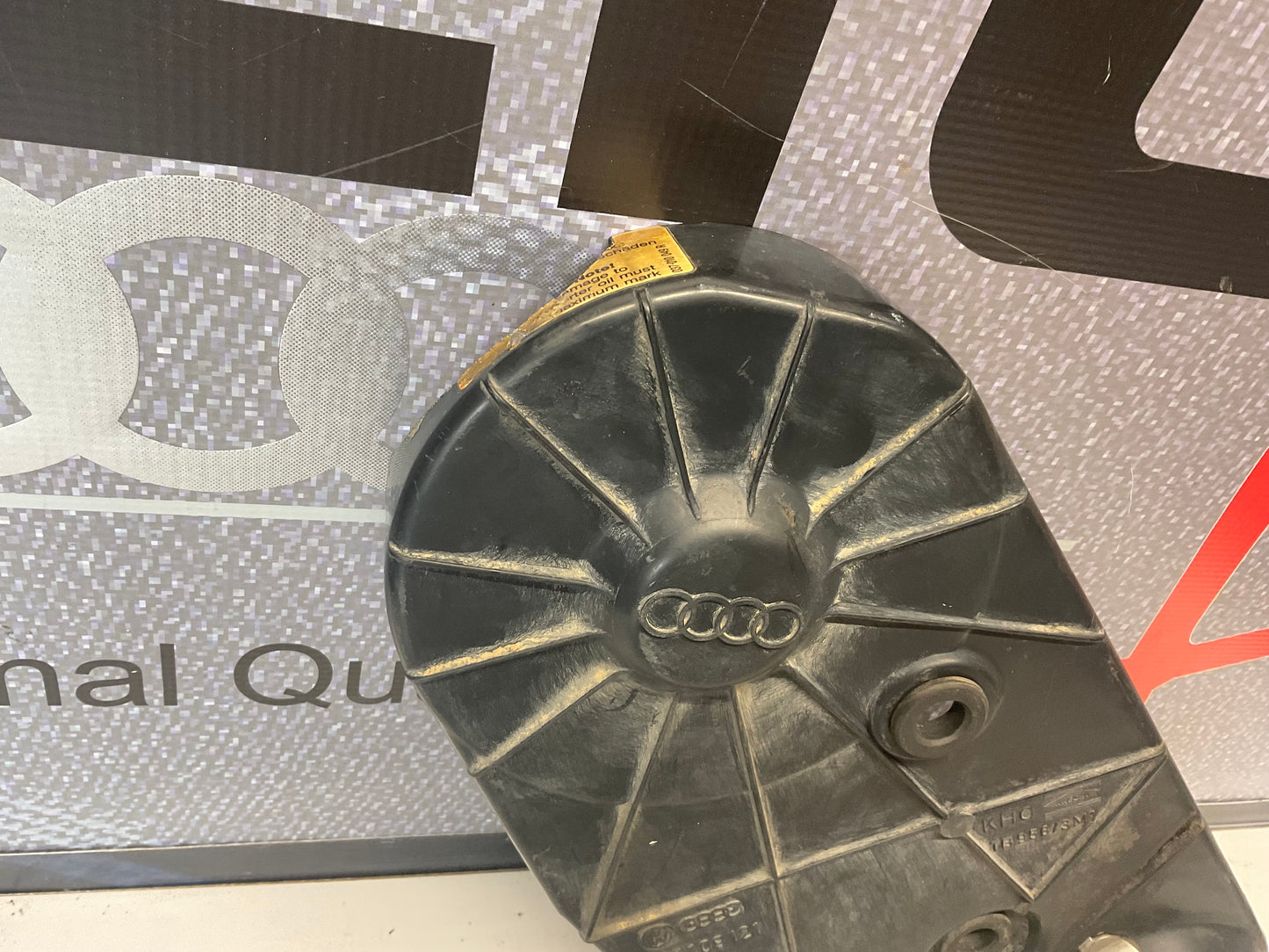 Timing Belt Cover 034109121  B3  C3