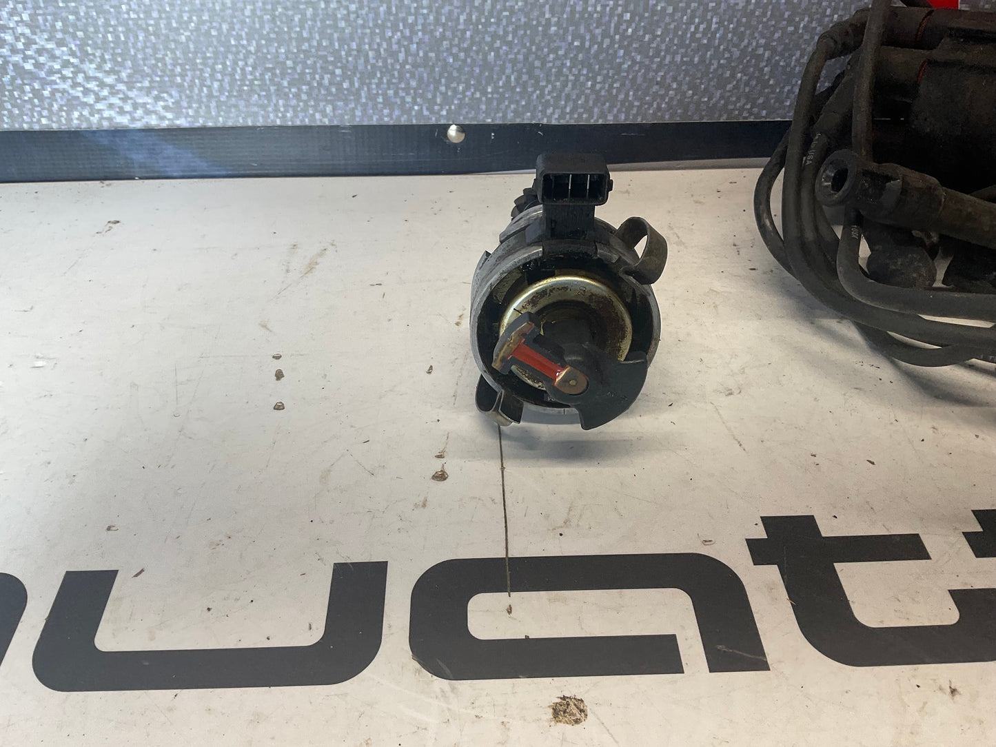 Ignition Distributor Cap Wires 034905205J  7A  B3  20V