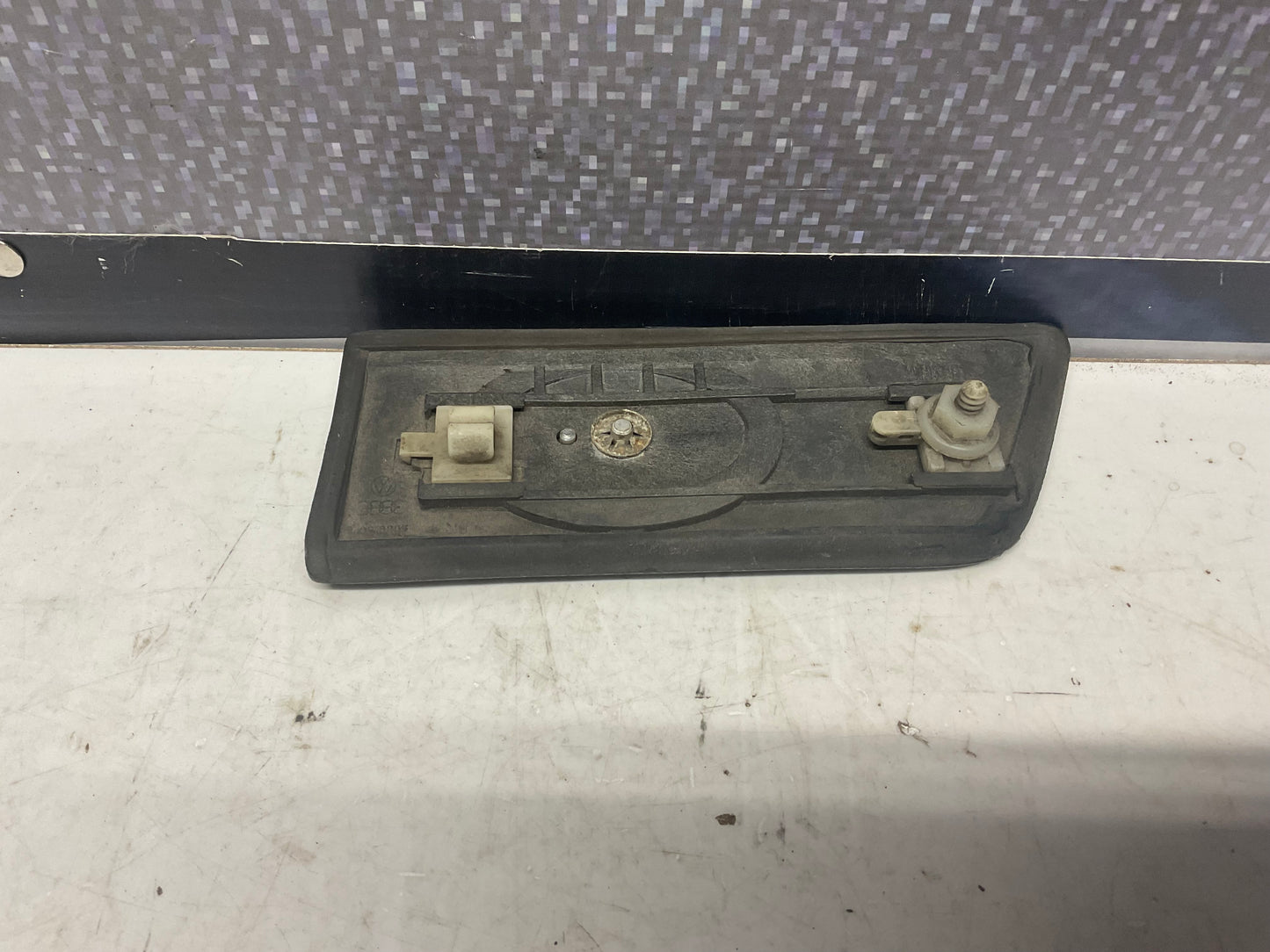 Driver Fender Arch Trim Moulding Left  4A0853971  C4  UrS4