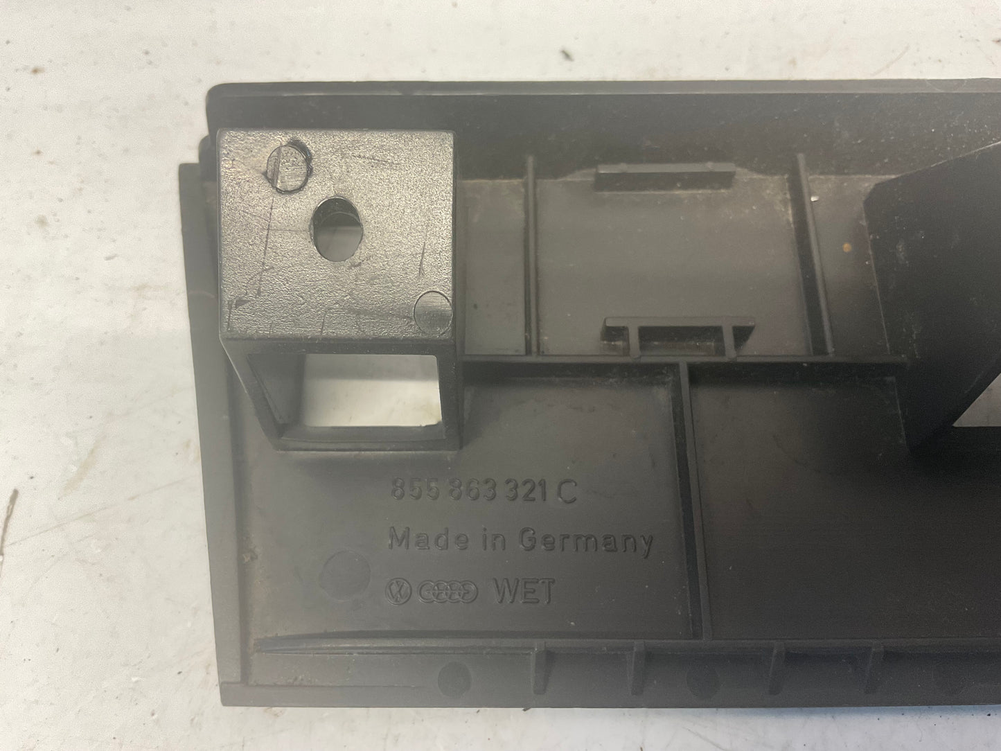 Lower Center Console Power Windows Switch Trim 855863321C  B2