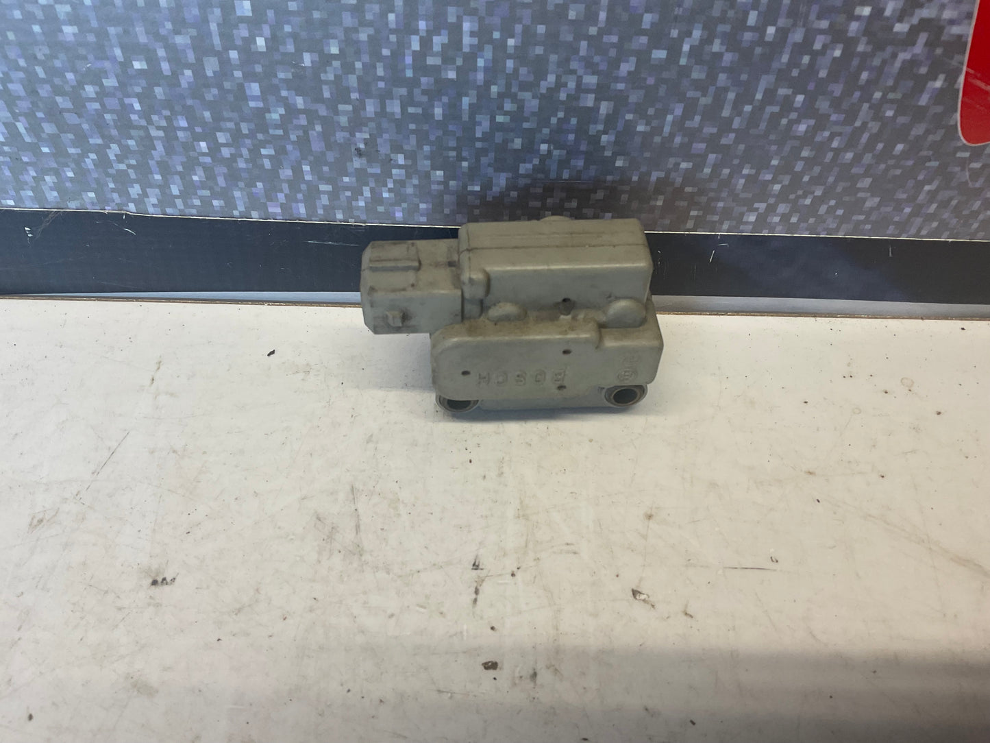 Fuel Pressure Regulator EHA Bosch 034133482