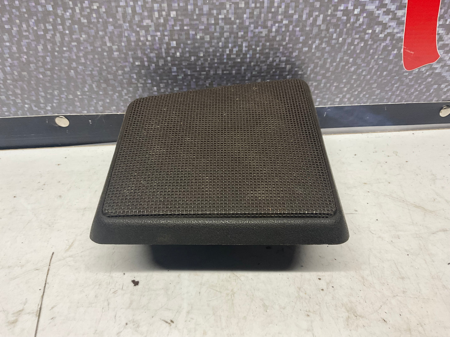Dashboard Speaker Left 855035399  B2