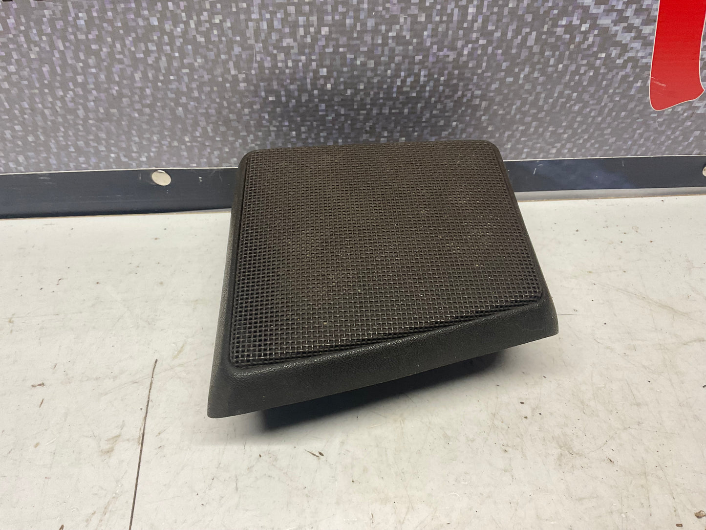 Dashboard Speaker Left 855035399  B2