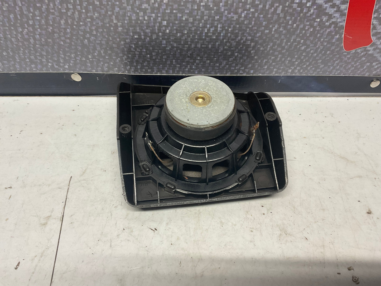 Dashboard Speaker Left 855035399  B2