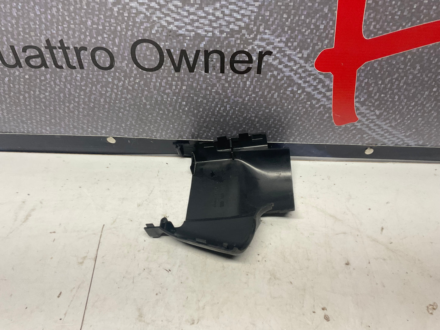 Steering Column cover 811953515 Black  B2