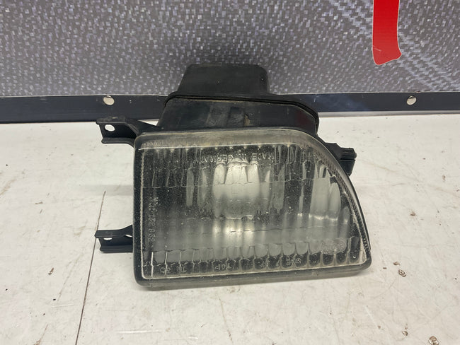 Passenger Fog Light Right 893941700B  B3