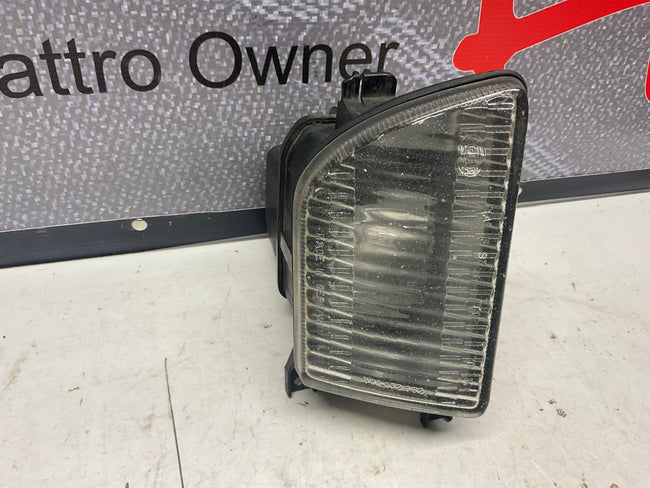 Passenger Fog Light Right 893941700B  B3