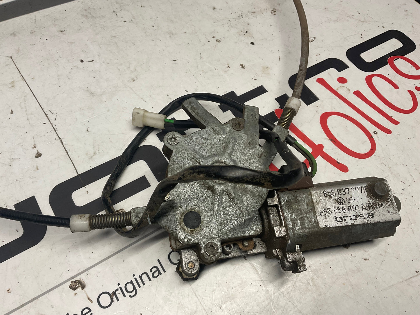 Driver Window Regulator Left  855837397A  B2  URQ