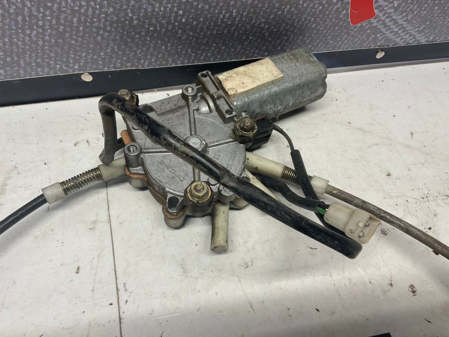 Driver Window Regulator Left  855837397A  B2  URQ