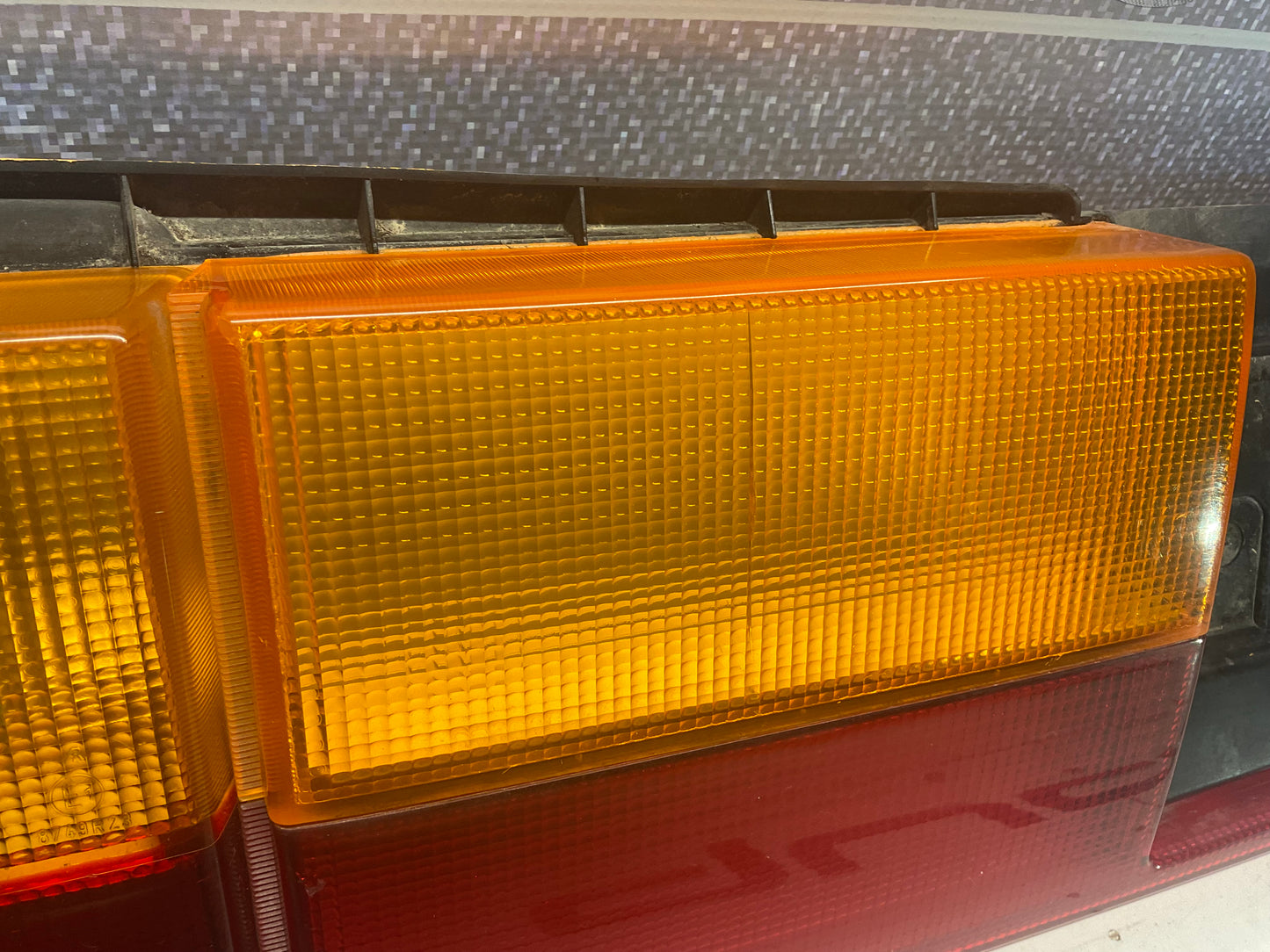 Trunk Center Tail Light Section 811945695C Hella  B2