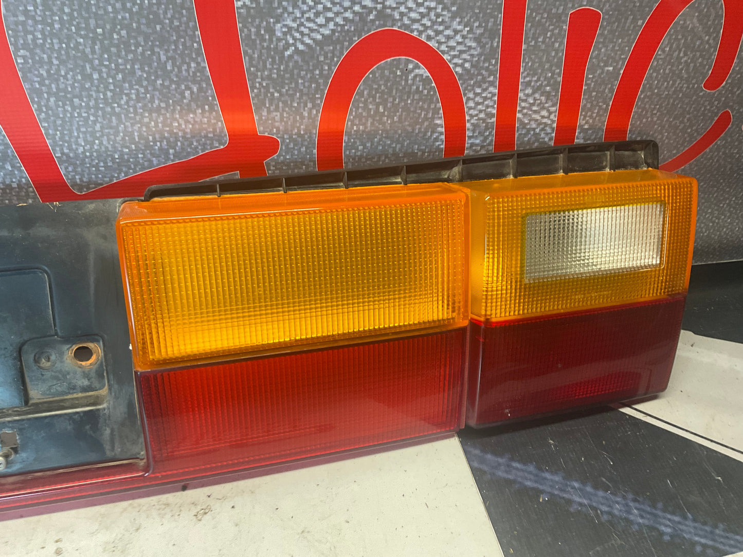 Trunk Center Tail Light Section 811945695C Hella  B2