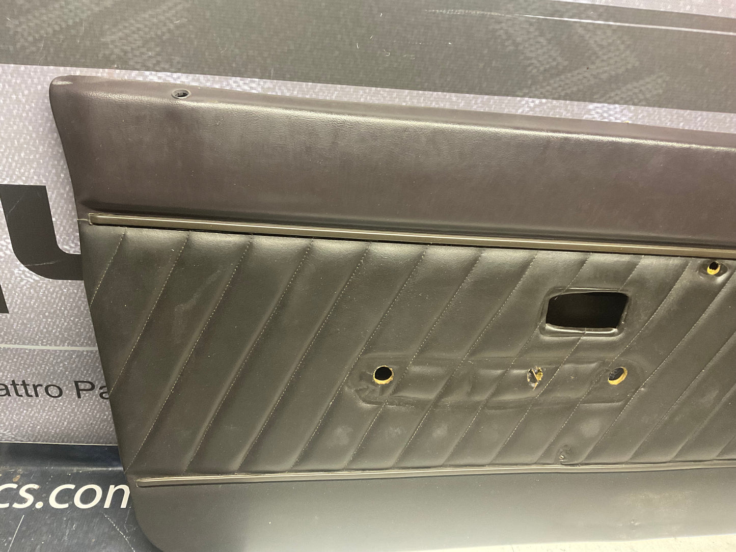 Front Door Panel Set 811867105 811867106 Chocolate Brown Leather  B2 URQ Coupe