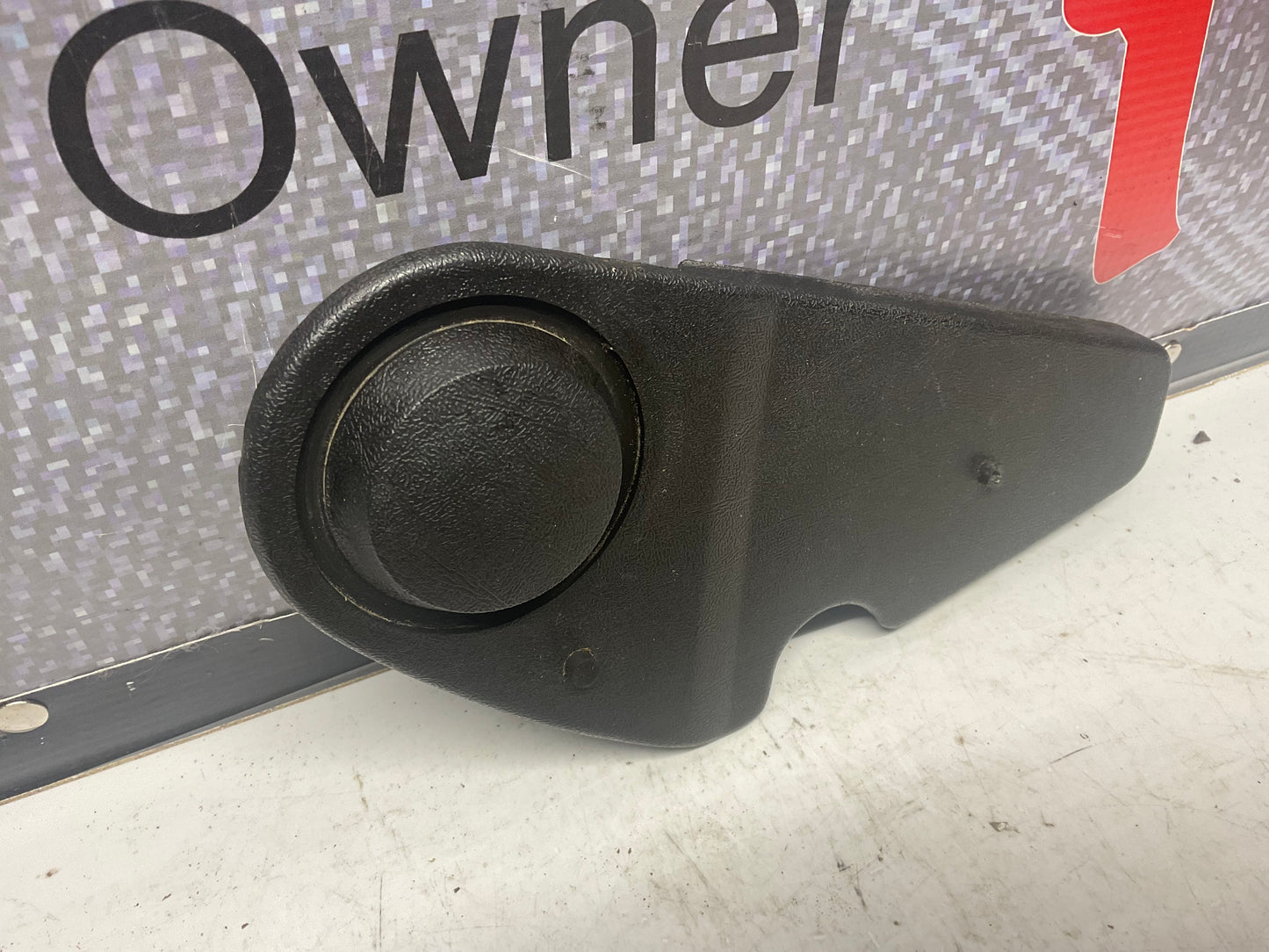 Seat Back Hinge Cover Trim 171881478C  B2  Brown