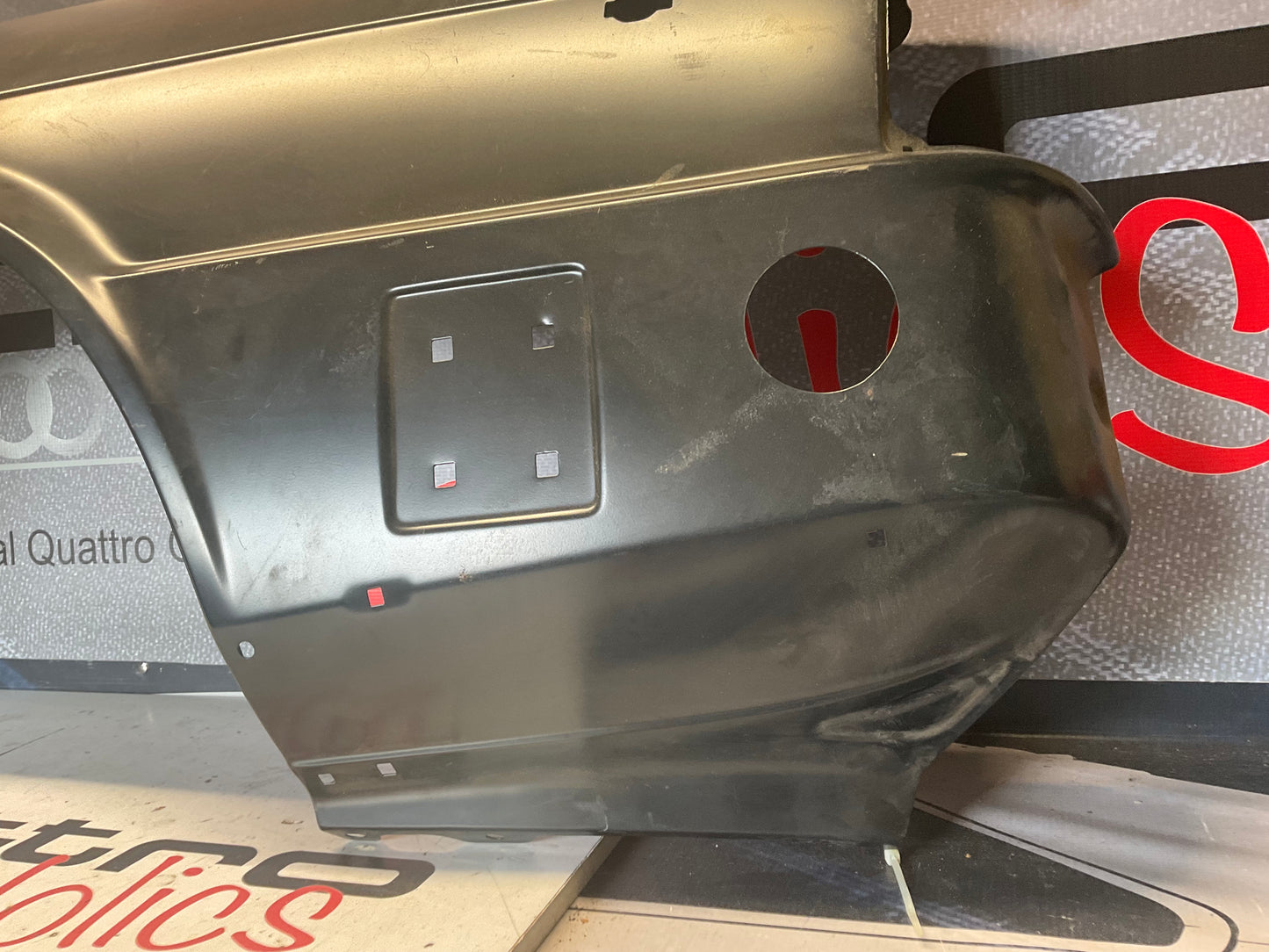 Passenger Fender Right NOS  855821022F  B2