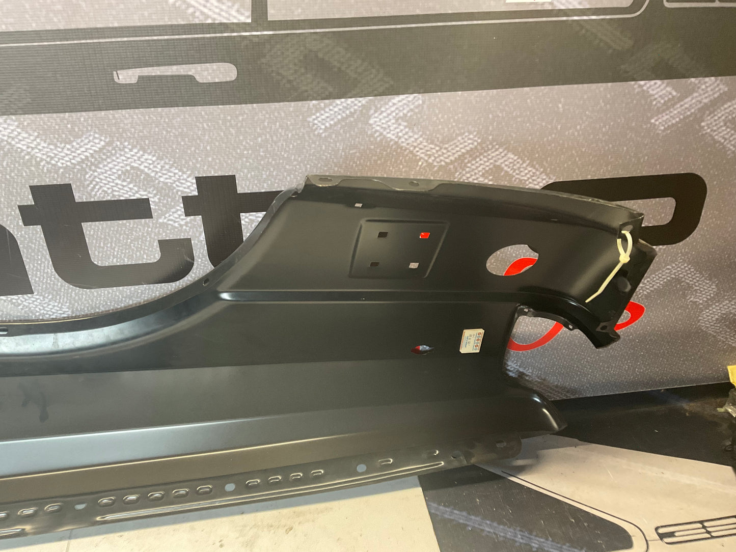 Passenger Fender Right NOS  855821022F  B2