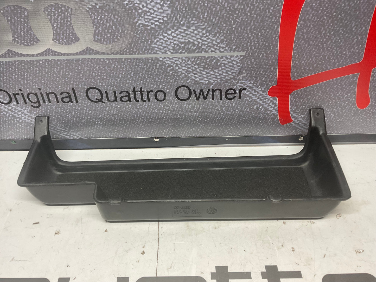 Under Dash Storage Compartment 447857921  C3