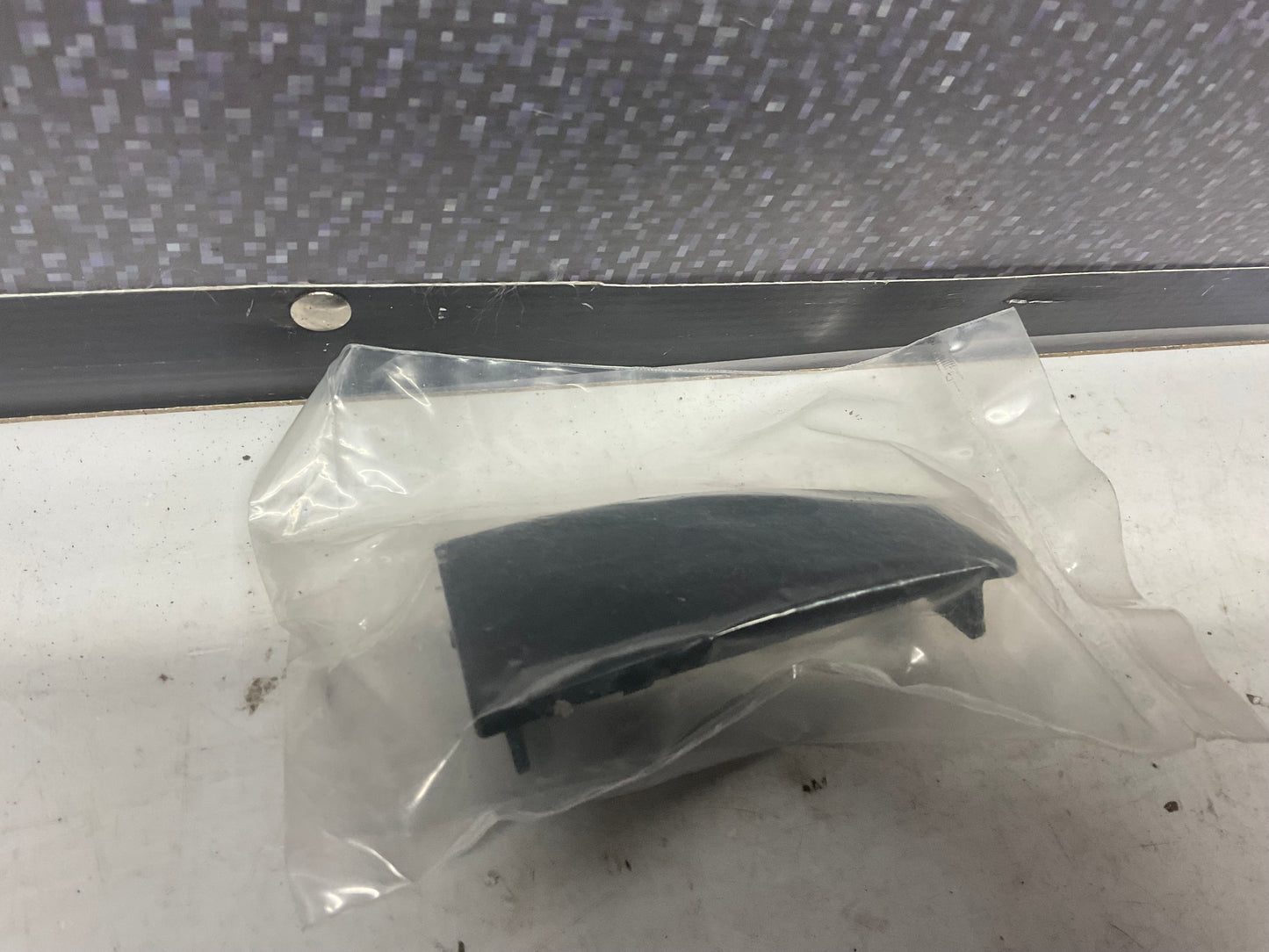 Front Bumper Cover Trim 4G0807749E NOS  C7