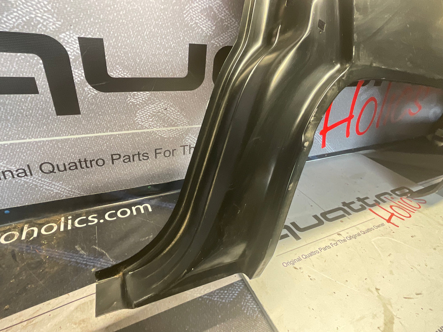 Driver Quarter Panel Left 443809605D  NOS  C3  5000 100 200