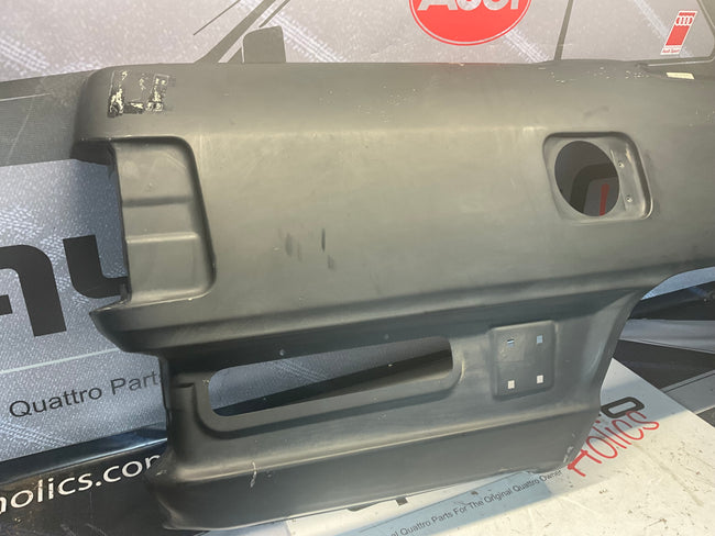 Passenger Quarter Panel Right  443809606D  NOS  C3 5000 100 200