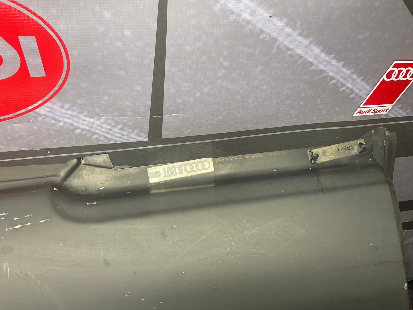 Passenger Quarter Panel Right  443809606D  NOS  C3 5000 100 200