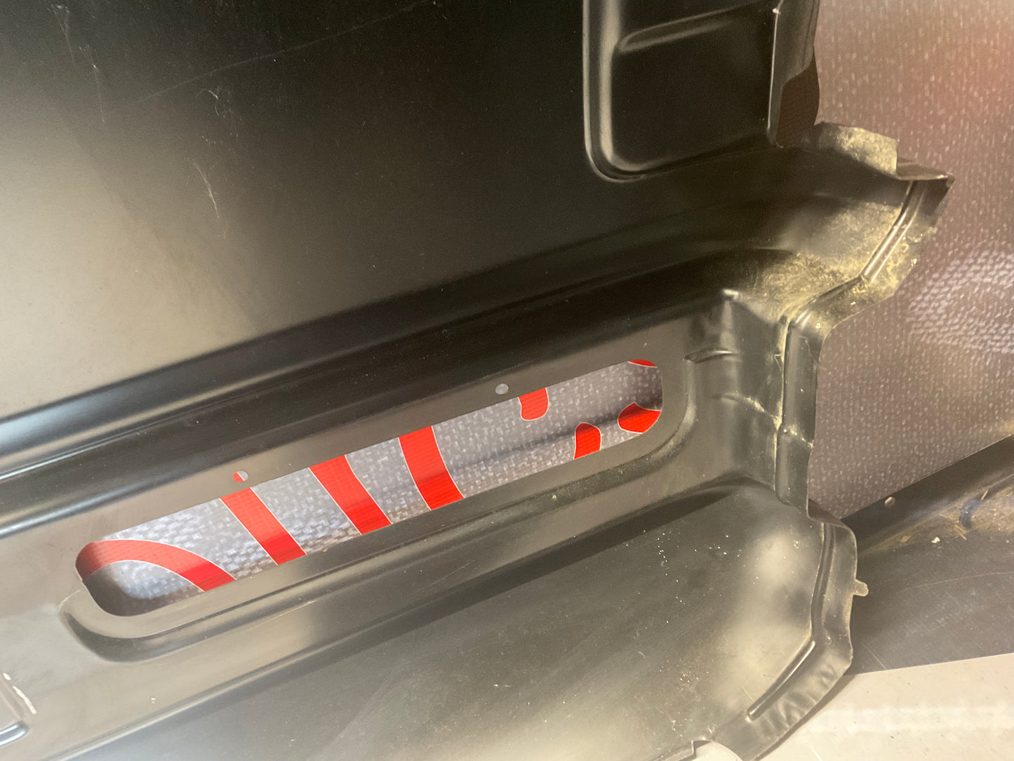 Passenger Quarter Panel Right  443809606D  NOS  C3 5000 100 200