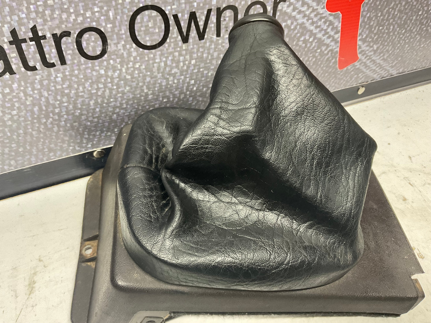 Shifter Boot & Surround Cover 855863269  B2  Brown