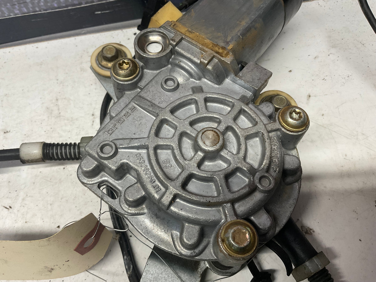Lève-Vitre Électrique Avant Gauche Audi A6 C4 - Référence 4A0837397A - Occasion