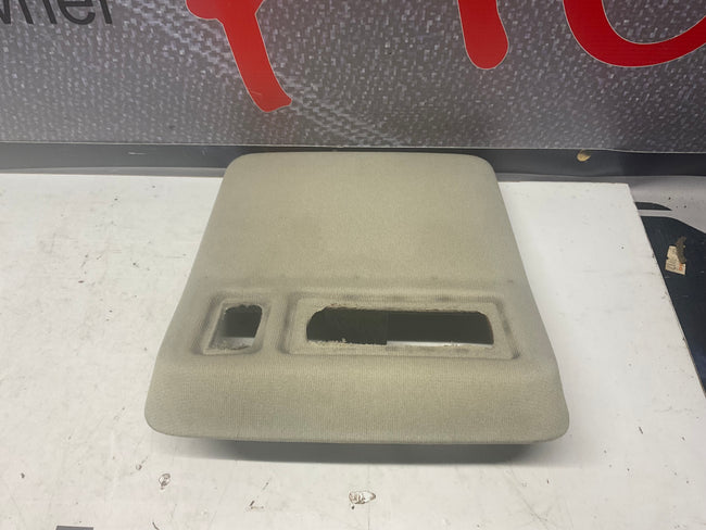 Sunroof Motor & Dome Light Control Cover 443877829C  C3