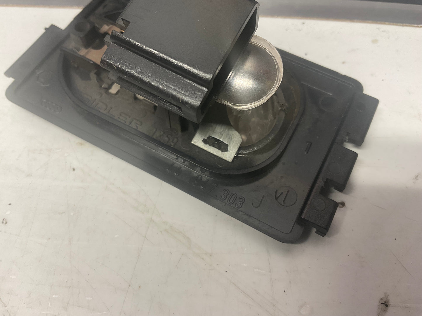 Interior Map Light 443947303J  C3  Black