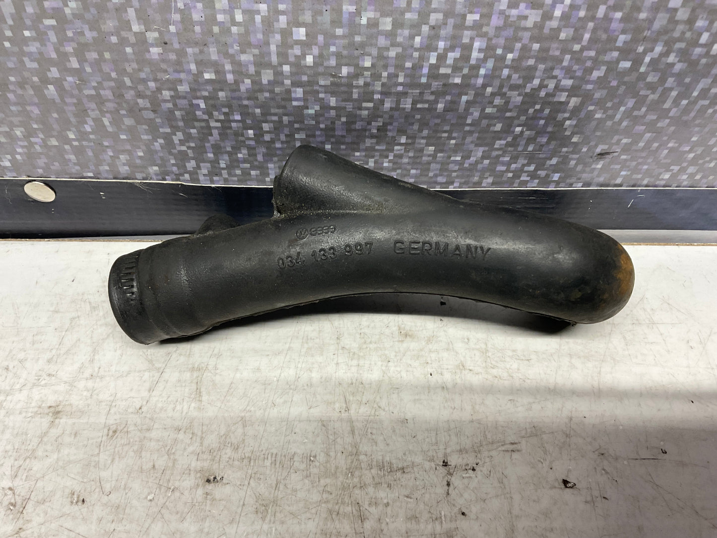 Injection Idle Air Control Valve Hose 034133997  B2 B3