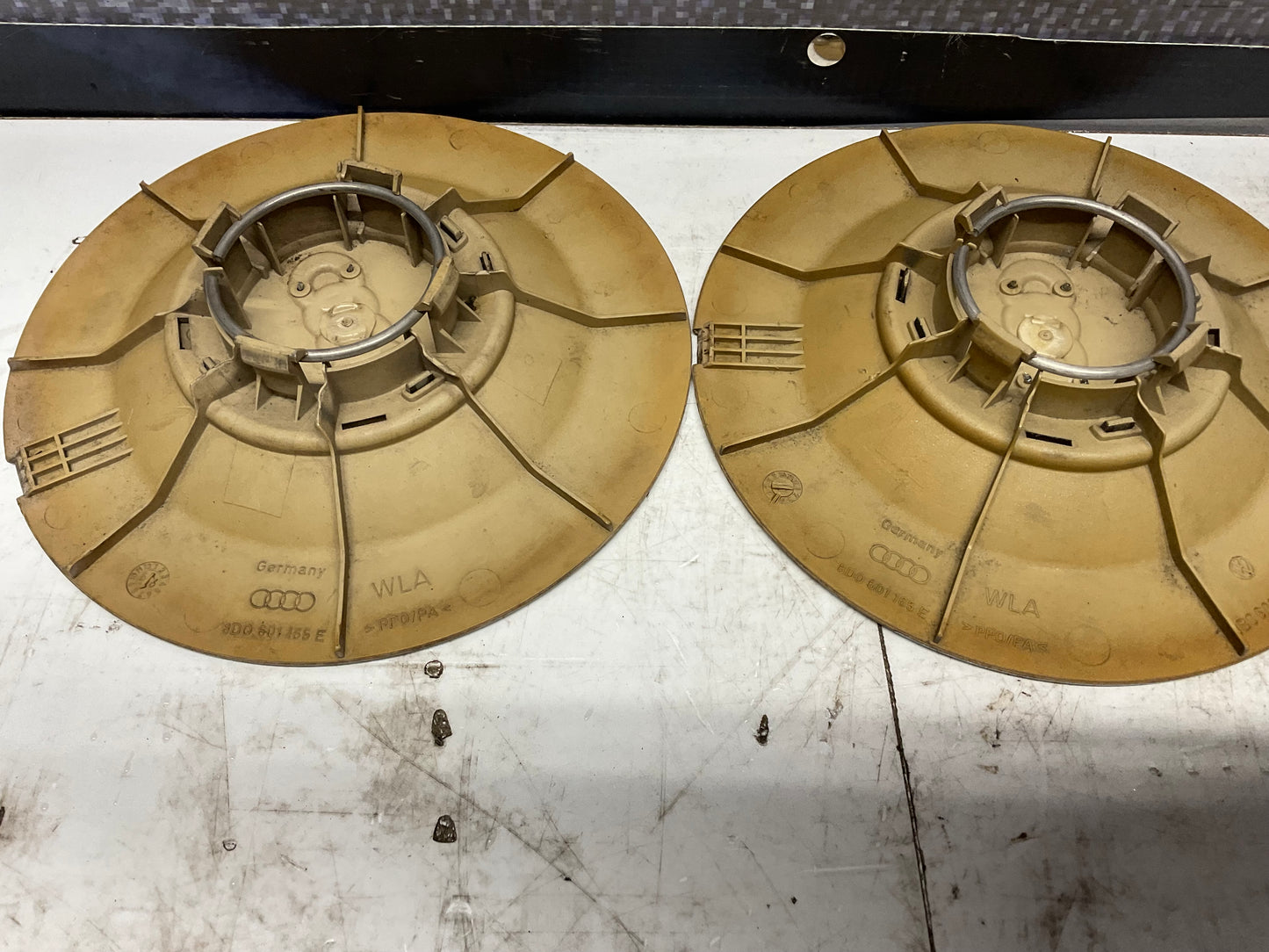 Avus 17” Wheel Lug Cover Set 8D0601165E  B5 B6
