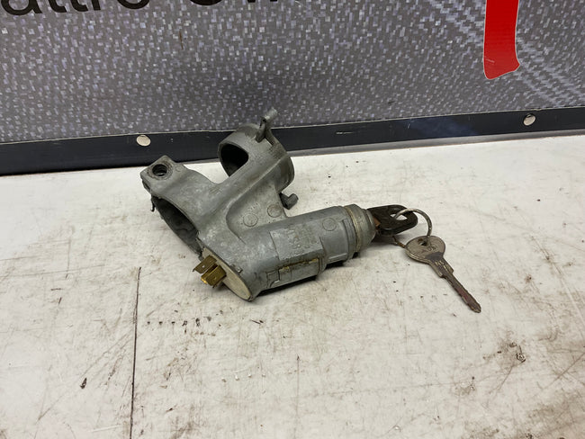 Ignition Lock/Key & Switch 171905851  B2