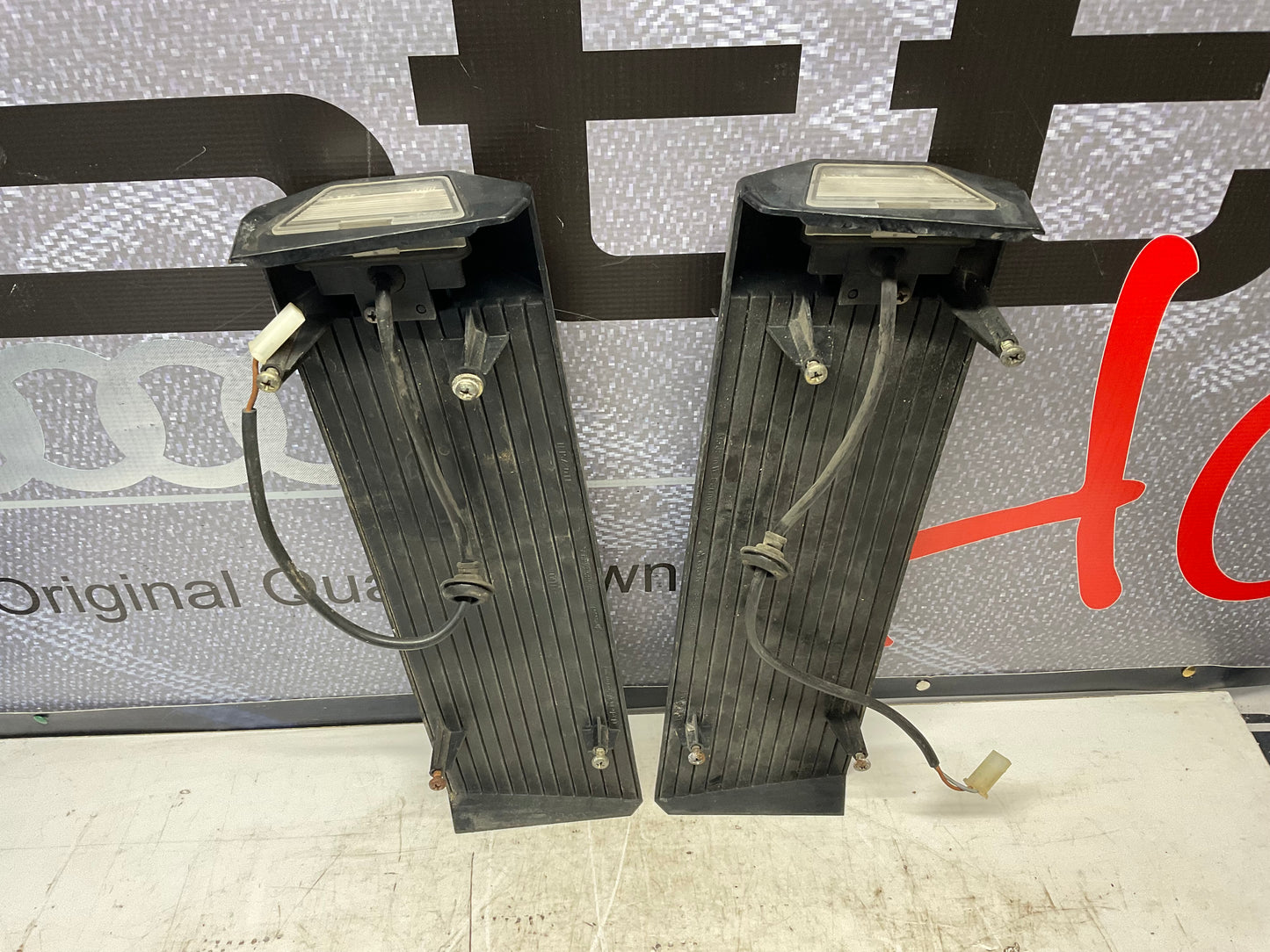 License Plate Trunk Panel Set 855853489A 855853490A  B2  URQ