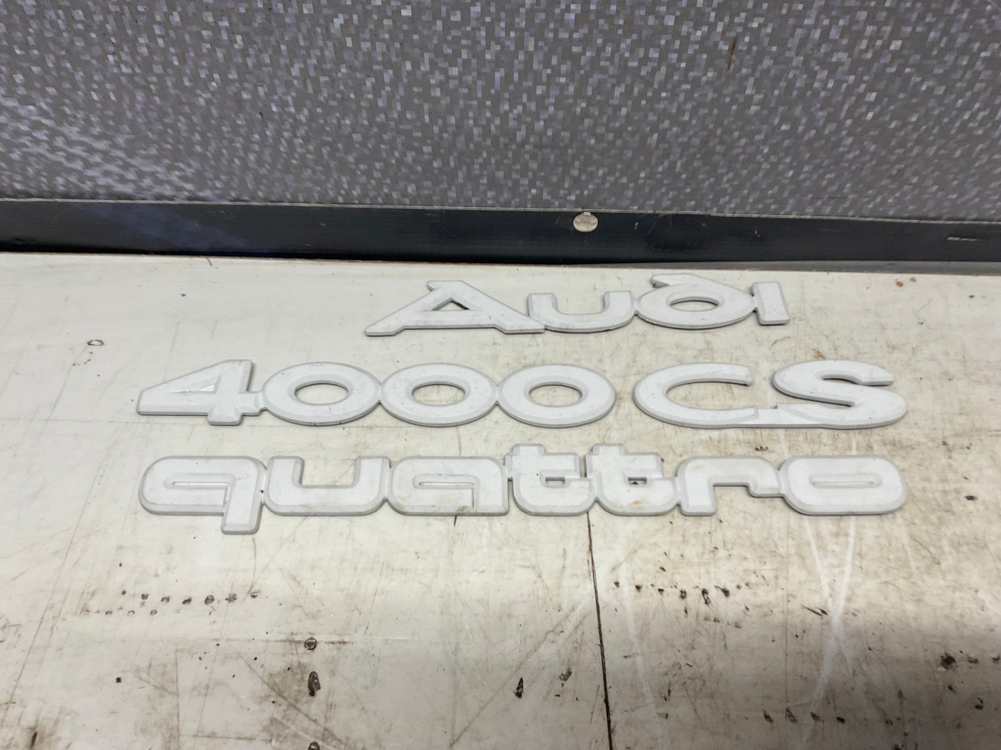 Trunk Lid Badge Set Audi 4000 CS Quattro B2  White