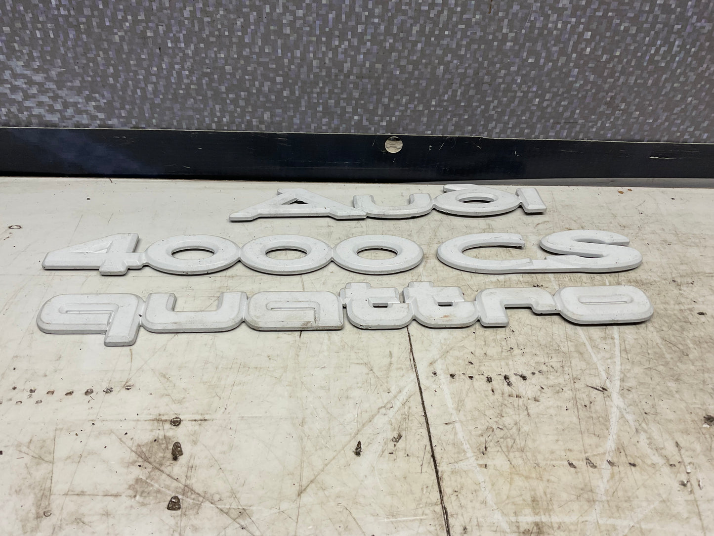 Trunk Lid Badge Set Audi 4000 CS Quattro B2  White