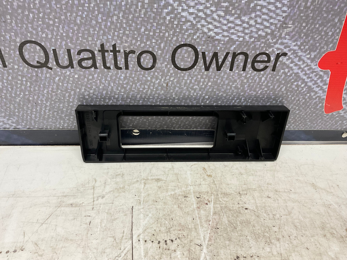 Climate Control Cover Trim  443820325K Black