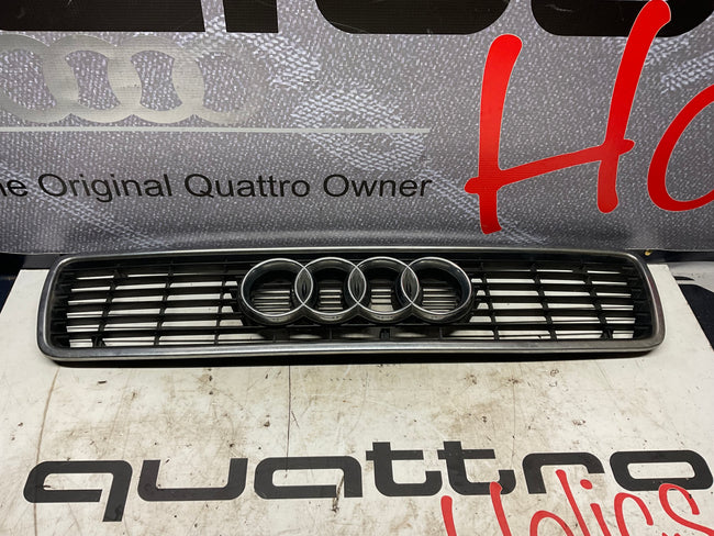 Front Grill 8G0853651C  B4