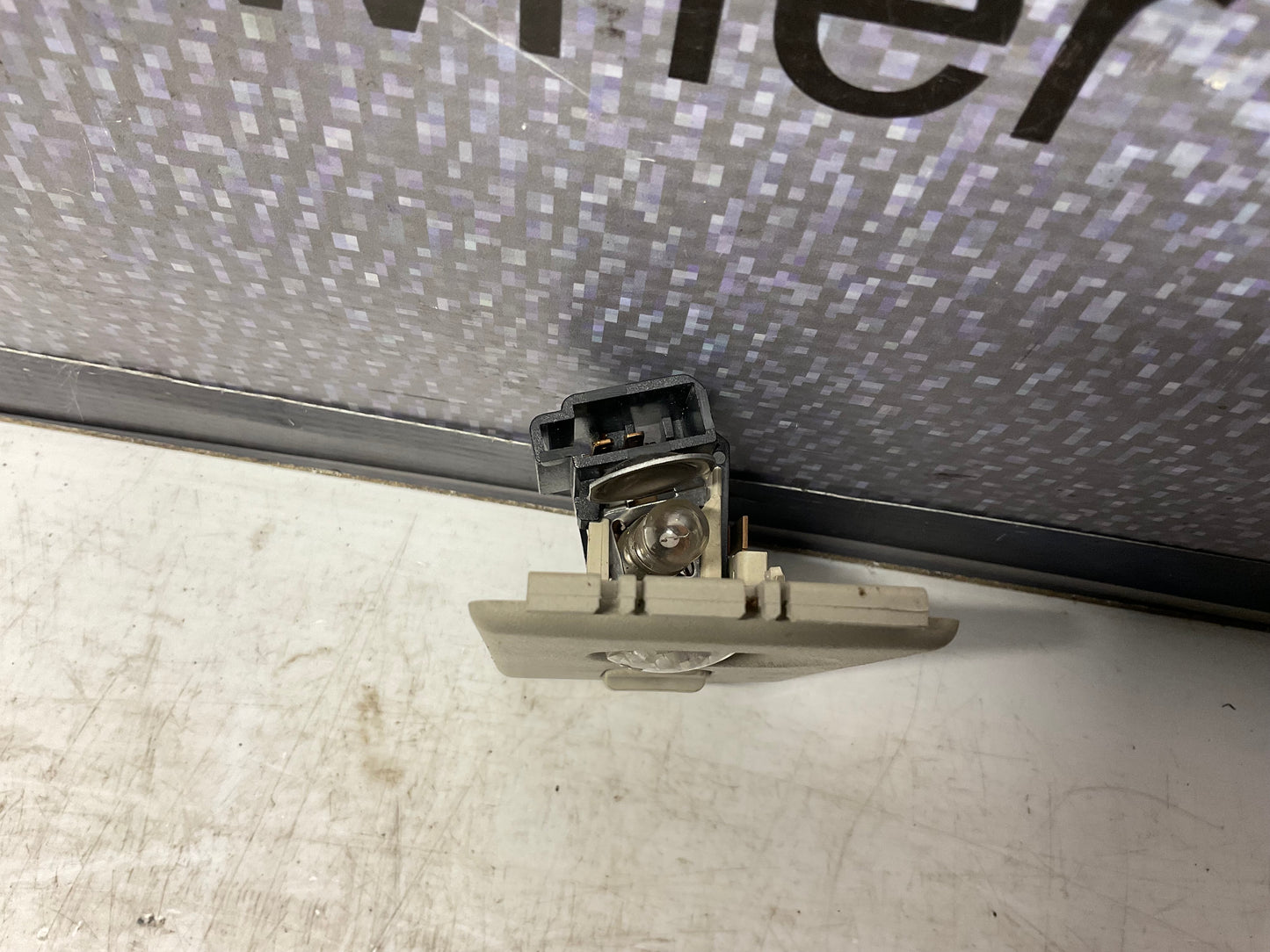 Interior Map Light Rear 443947303K  C3