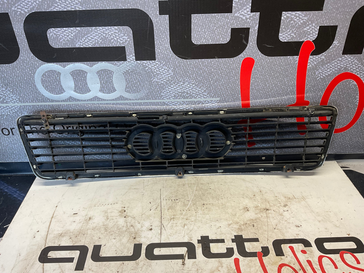 Front Grill 4A0853651  C4