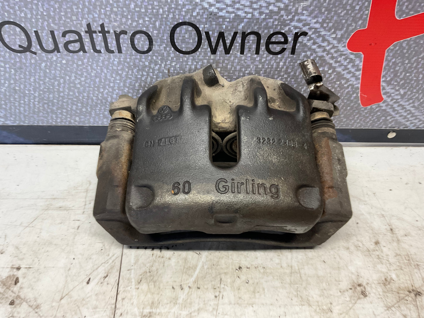 G60 Driver Brake Caliper 2 Piston Left  447615123  C3  D1  Girling