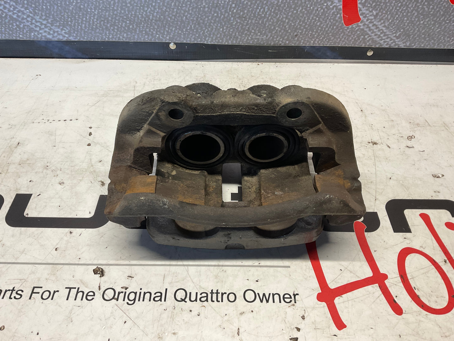 G60 Passenger Brake Caliper 2 Piston Right  447615124  C3  D1  Girling