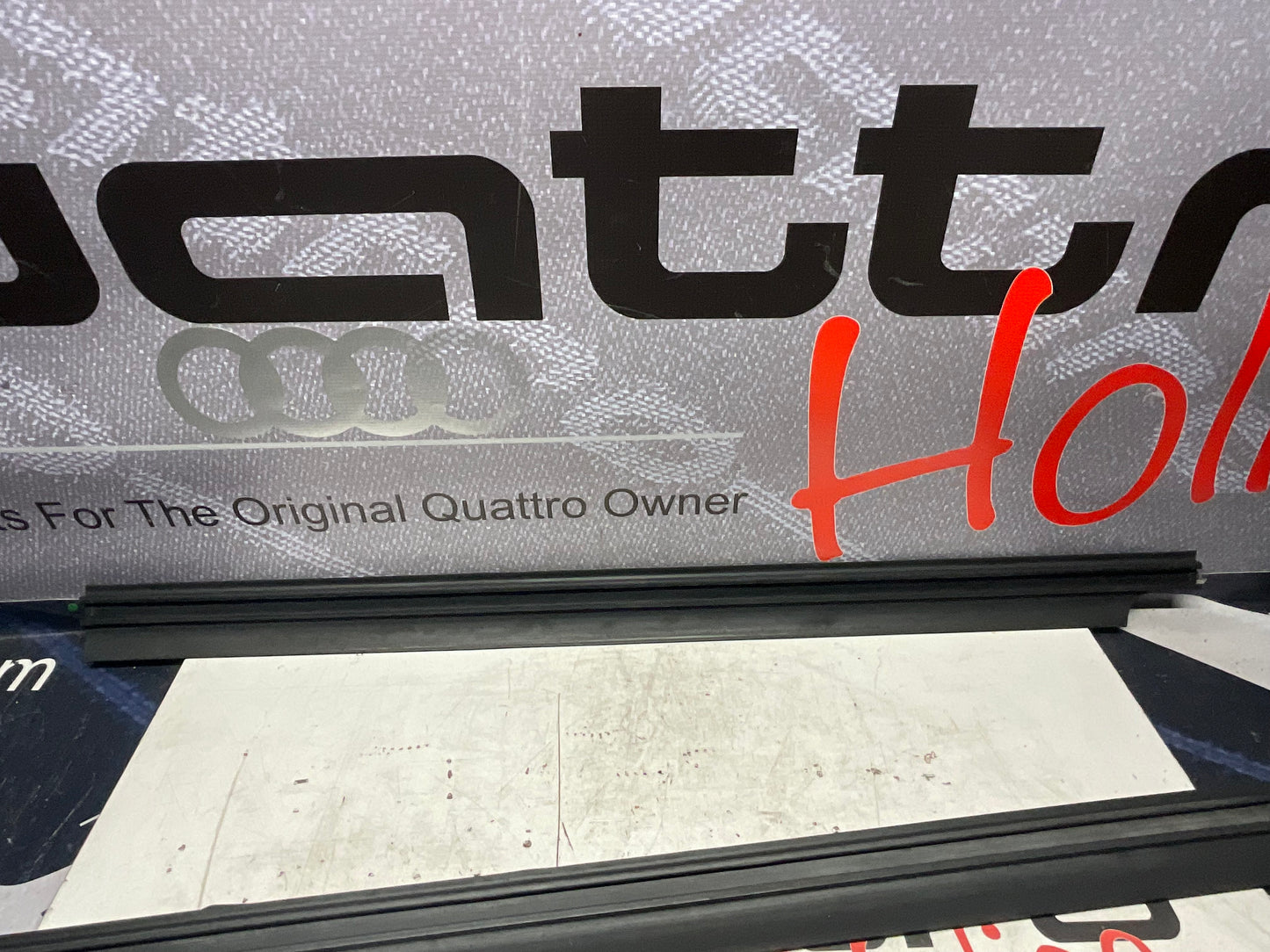 Complete Lower Door Trim Set Rubber 443853959D 960D 969D 970D  C3