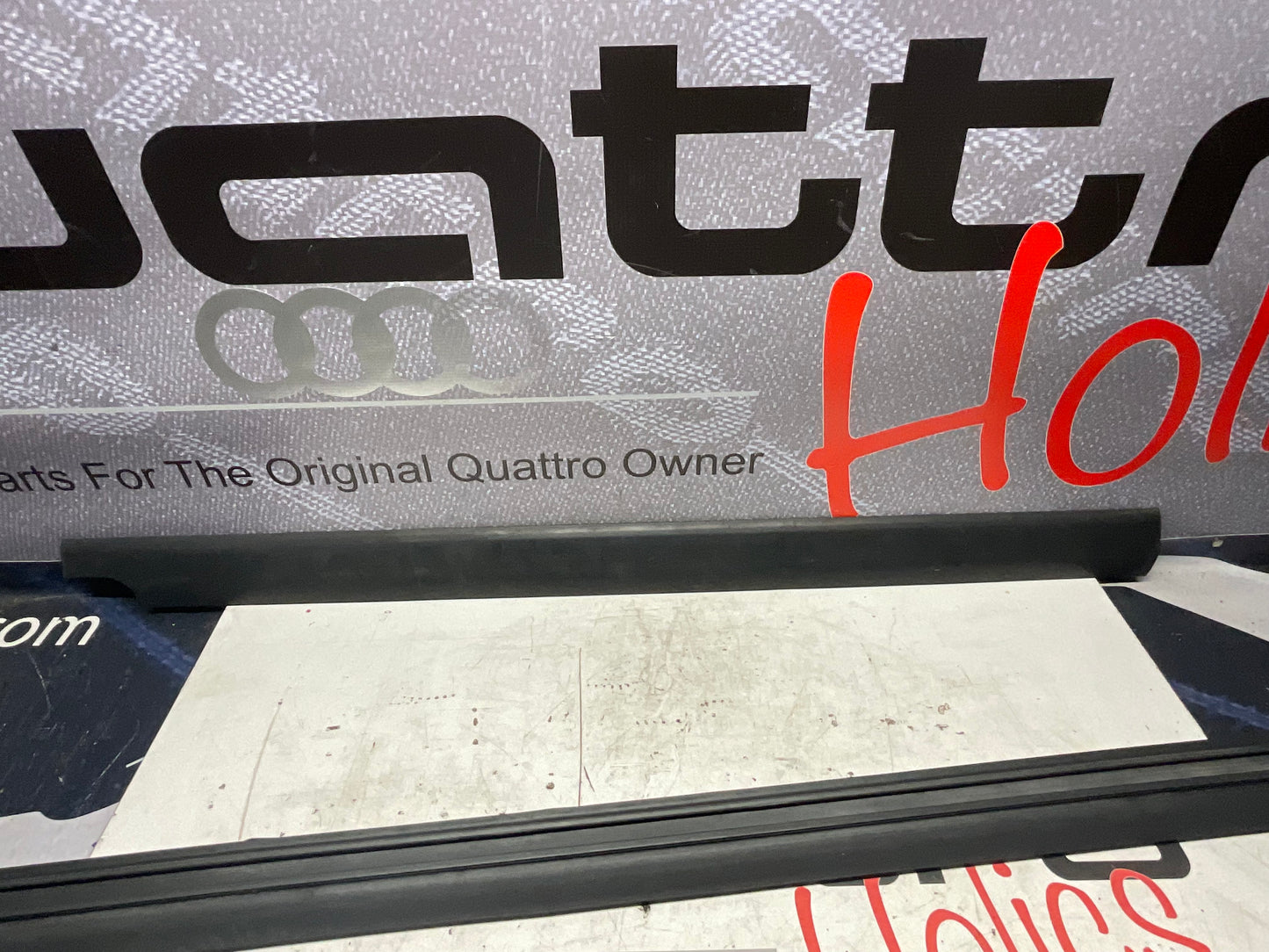 Complete Lower Door Trim Set Rubber 443853959D 960D 969D 970D  C3