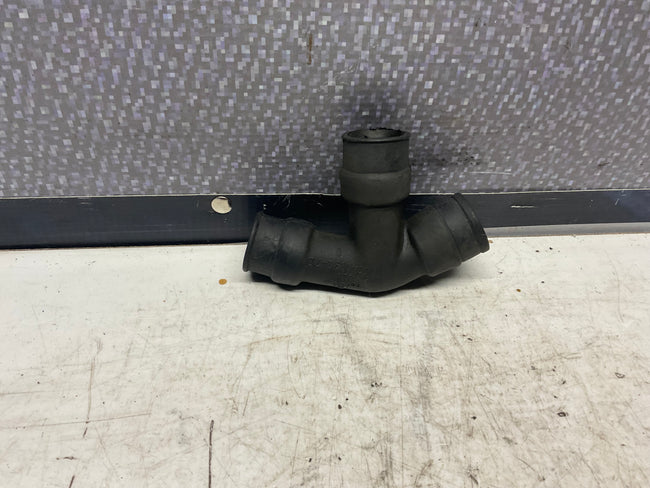 Crankcase Breather 3 Way Connector Hose 034103247D  C3