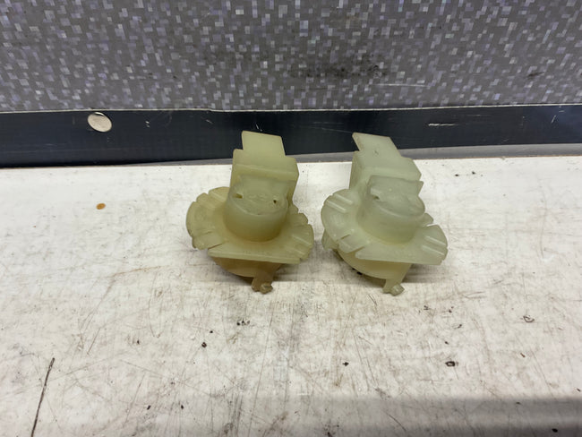 Rear Trunk Turn Signal Bulb Holder Pair  Hella  R19/10