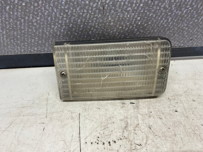 Passenger Front Turn Signal Right 813953050 B2 (Copy)