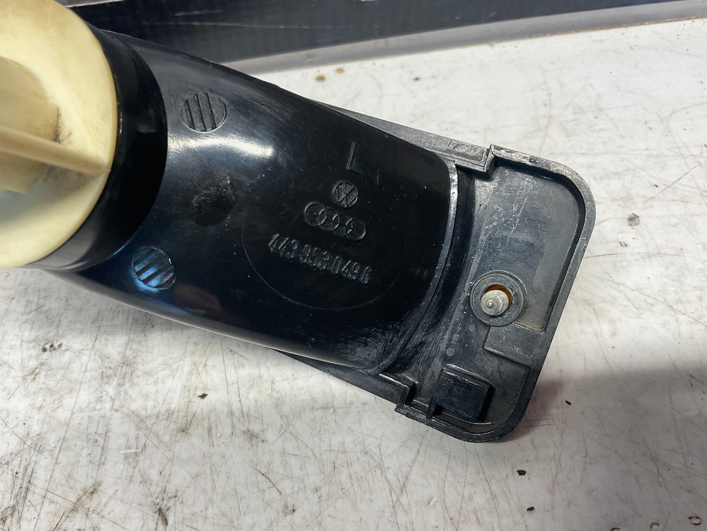 Front Bumper Turn Signal Lens Left 4439530049G  Hella C3