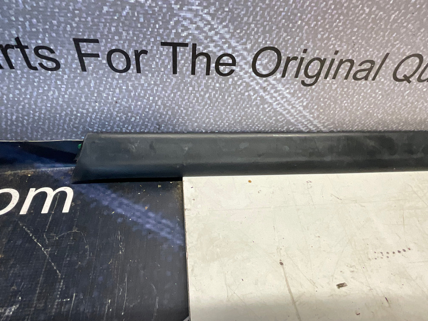 Driver Lower Door Trim Left Rubber 895853959A  B3